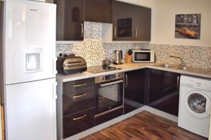 Kitchen- click for photo gallery